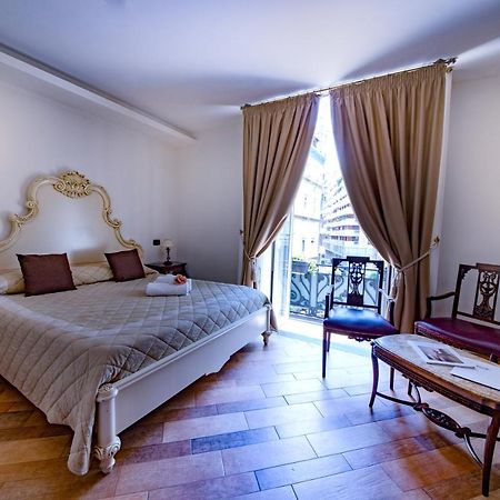 Hotel Lanfipe Palace Неаполь Экстерьер фото