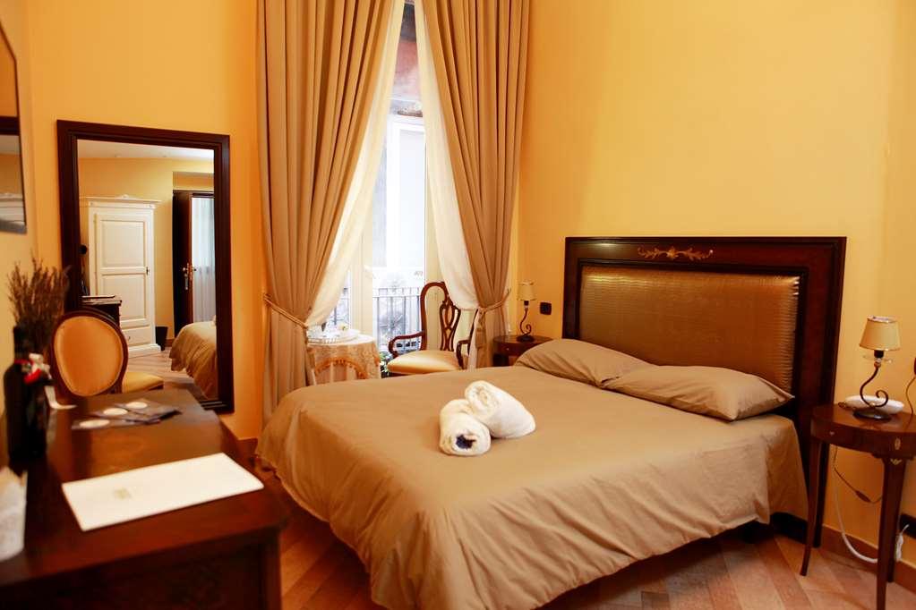 Hotel Lanfipe Palace Неаполь Номер фото
